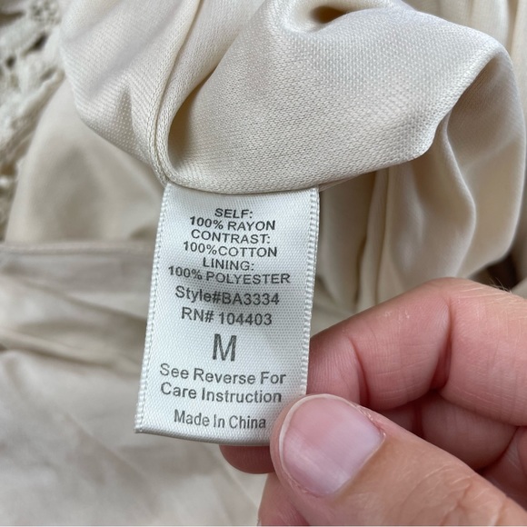 Blu Pepper Cream Lace Floral Romper Long Sleeve Shorts Outfit Women Medium - Picture 4 of 7